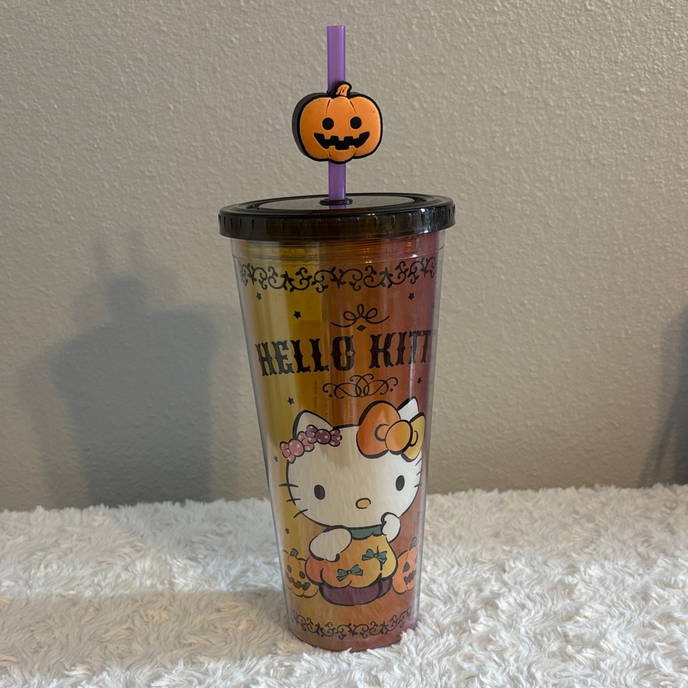 Hello Kitty Halloween Tumbler with Purple Straw